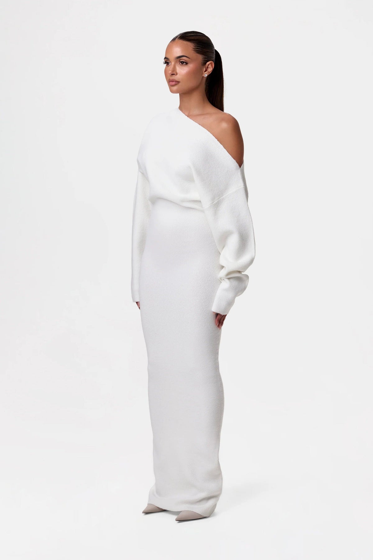 Women’s Off-Shoulder Long Sleeve Maxi Dress with Fitted Waist