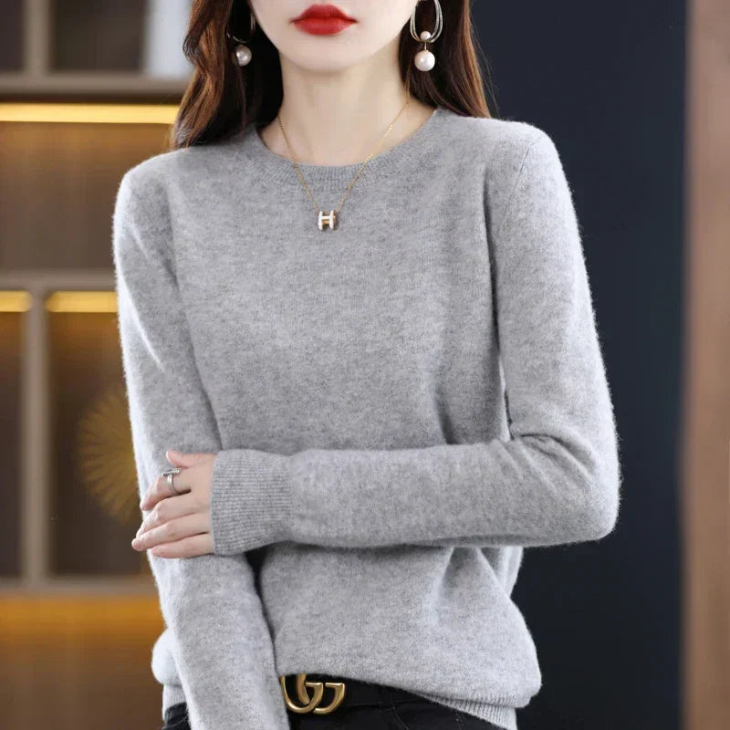 Women’s Elegant Classic Crew Neck Sweater