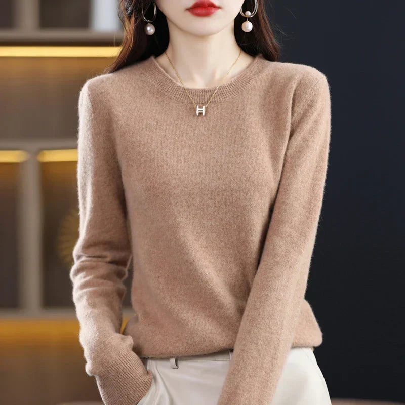 Women’s Elegant Classic Crew Neck Sweater