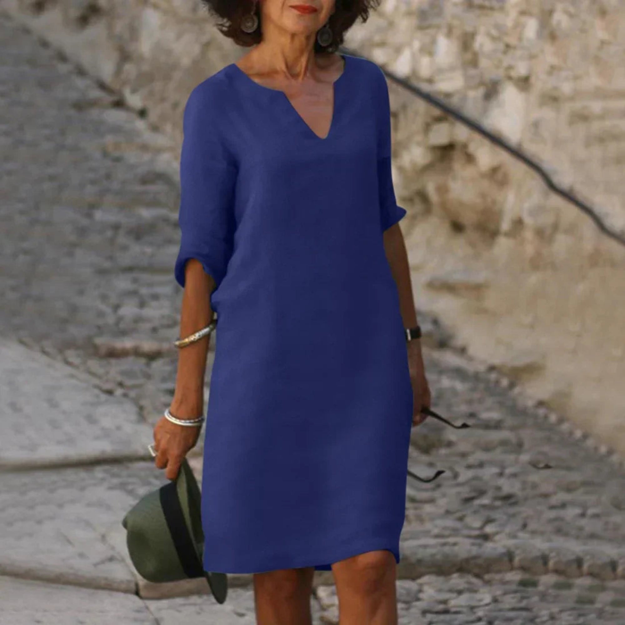 Women’s Relaxed V Neck Shift Dress with Three Quarter Sleeves