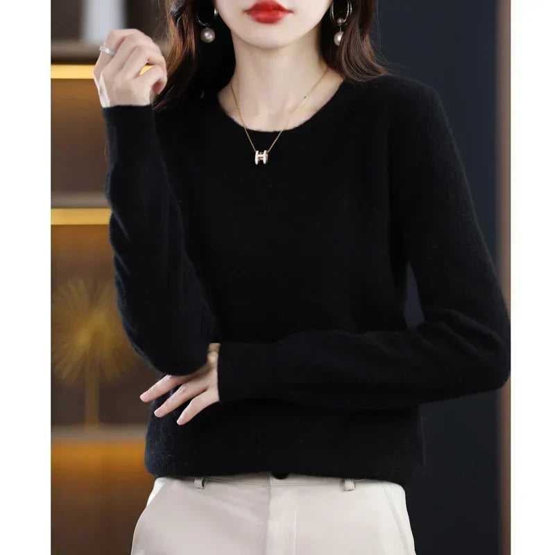 Women’s Elegant Classic Crew Neck Sweater