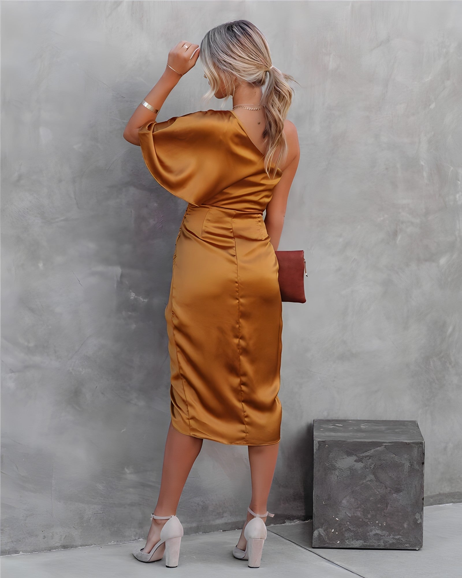 Valentina | Elegant Silk Evening Dress