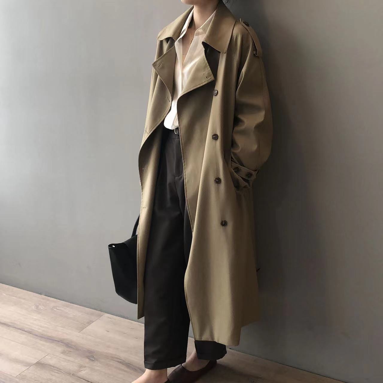 Stylish Women's Waterproof Long Trench Coat with Notched Collar