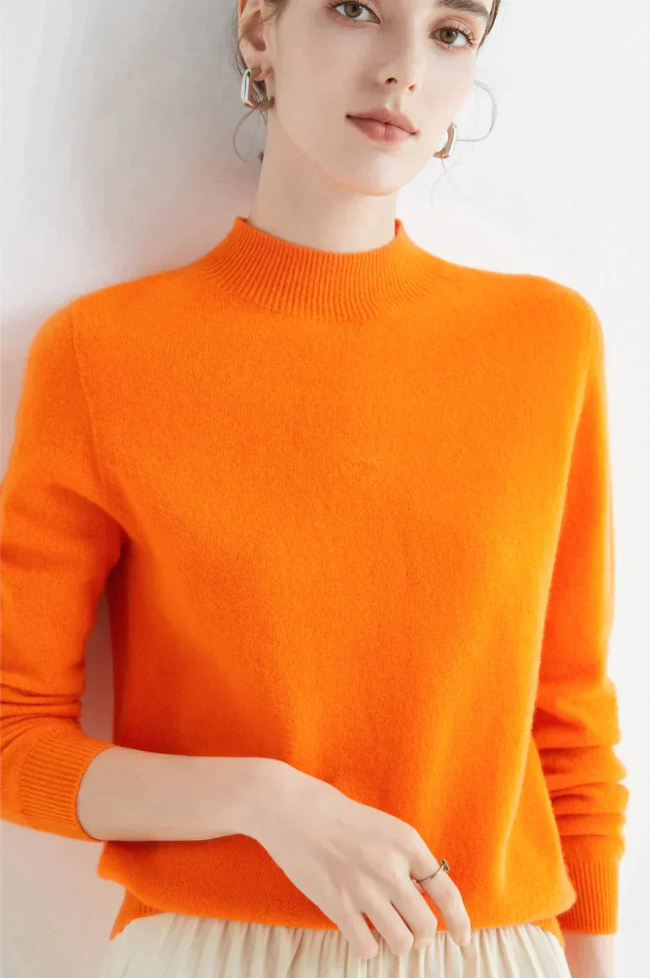Women’s Classic Crew Neck Knit Sweater