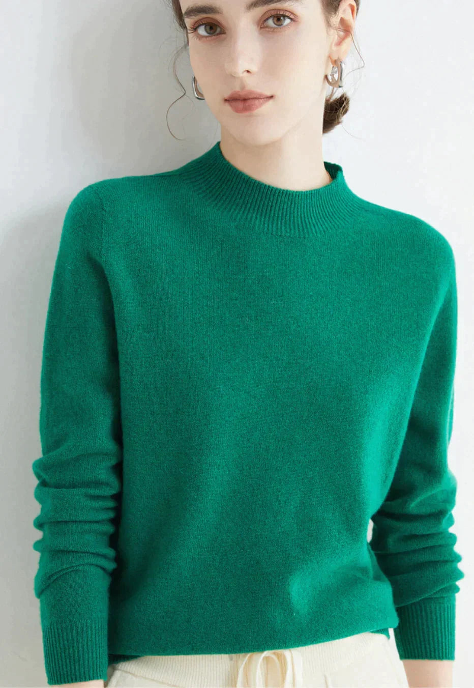 Women’s Classic Crew Neck Knit Sweater