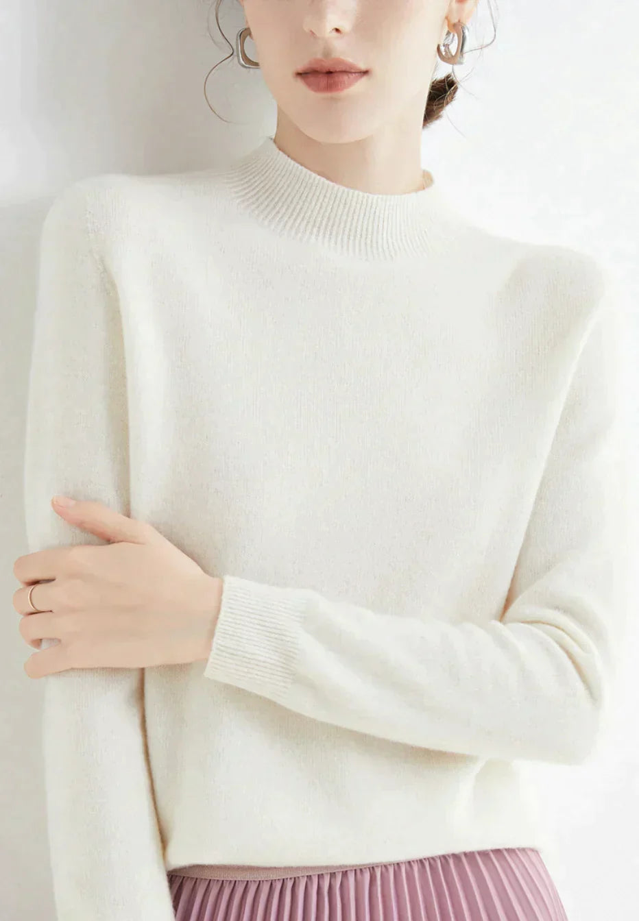 Women’s Classic Crew Neck Knit Sweater