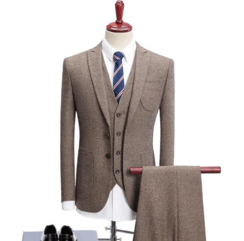 Stylish 3-Piece Men's Suit with Comfortable Fit