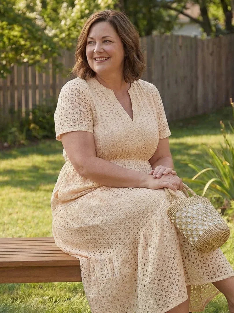 Women's Eyelet V-Neck Short Sleeve Midi Dress