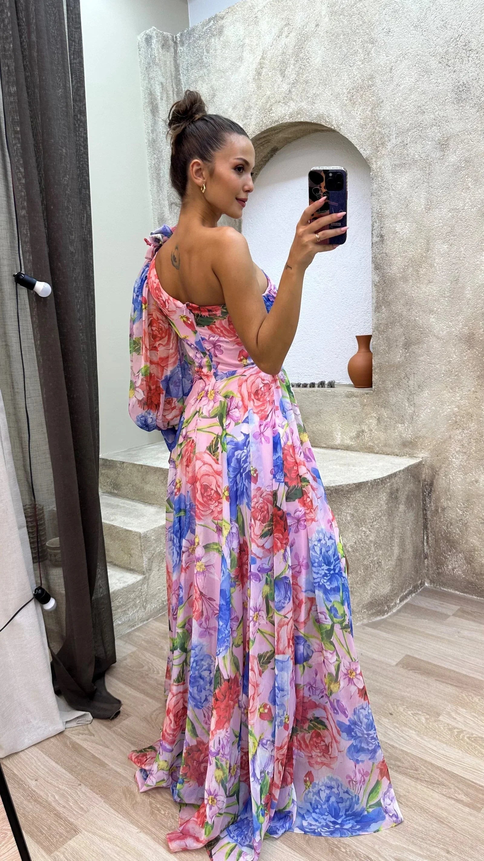 Afnan - Women’s flowing one-shoulder floral dress
