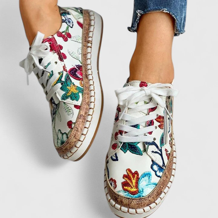 Women's Floral Lace-Up Casual Sneakers