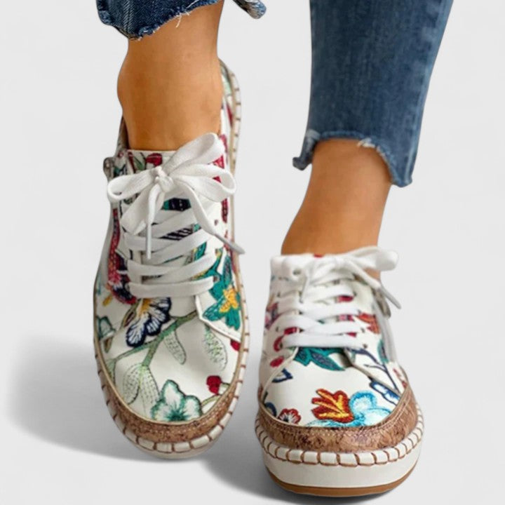 Women's Floral Lace-Up Casual Sneakers