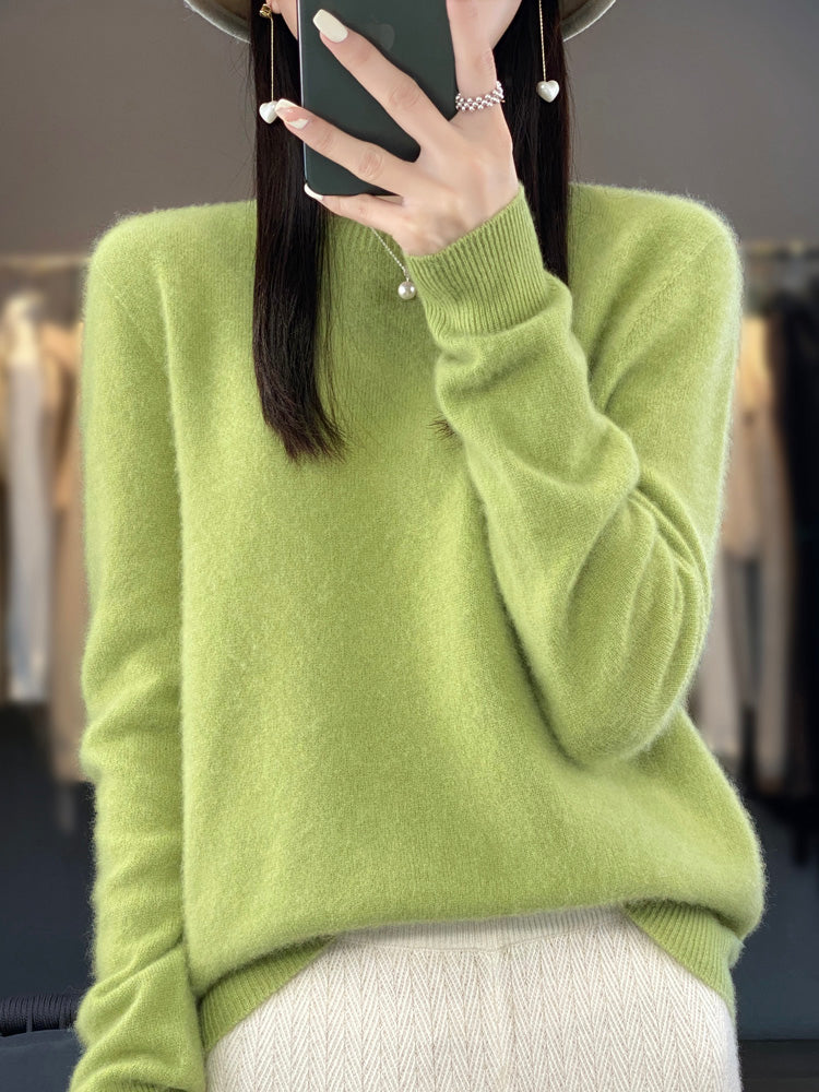 Women’s Relaxed Fit Crew Neck Knit Sweater