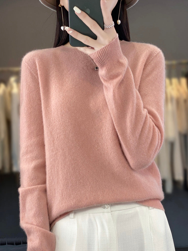 Women’s Relaxed Fit Crew Neck Knit Sweater