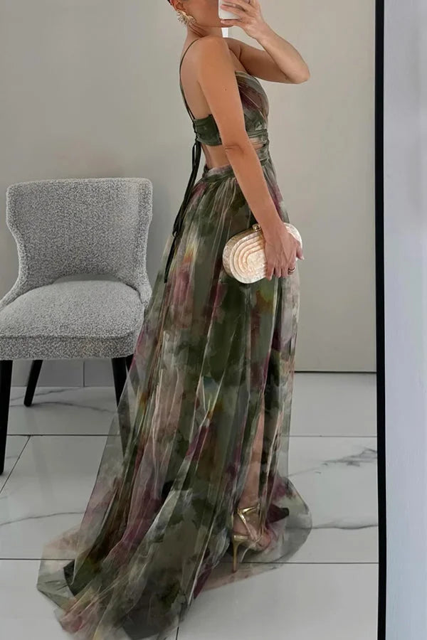 Women's Elegant Sleeveless Maxi Dress with Textured Layered Detailing