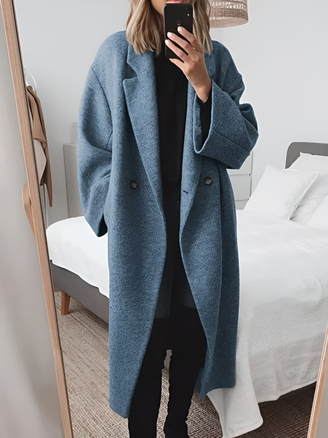 Stylish Women's Winter Coat with Warm Lining