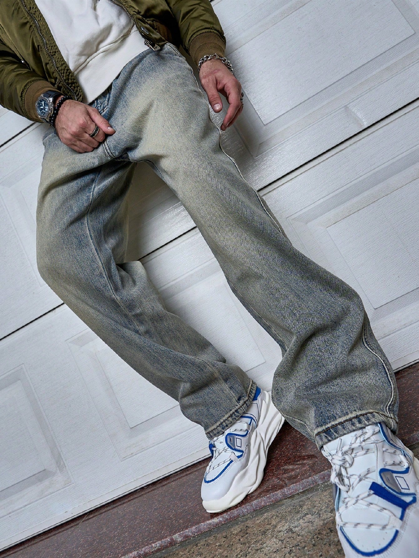 Men's Vintage Washed Straight Leg Relaxed Fit Jeans