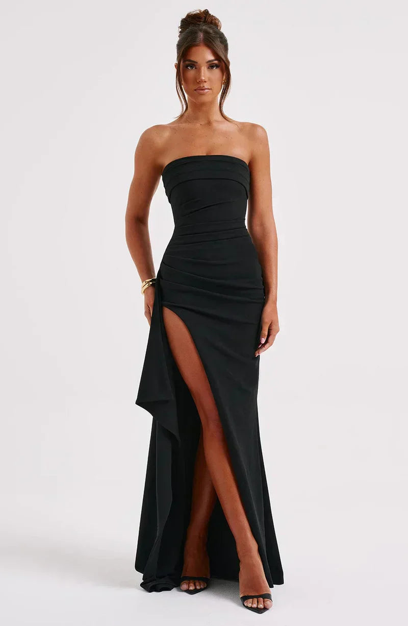 Elegant Off-Shoulder Twisted Maxi Dress
